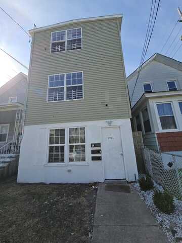 522 N Indiana Ave, Atlantic City, NJ 08401