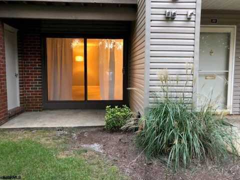 301 Meadowbrook Dr, Mays Landing, NJ 08330