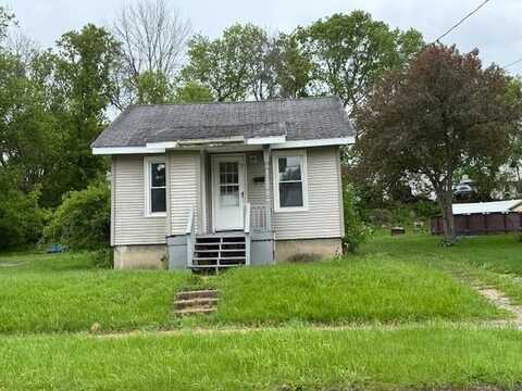 7 Tamarack St, Massena, NY 13662