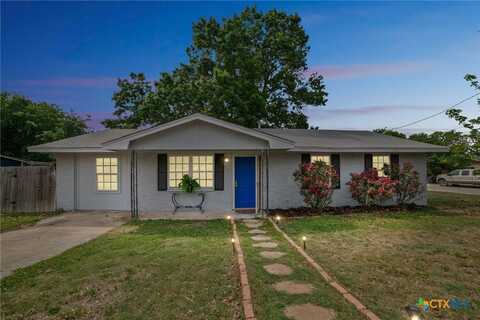 801 E Johnson Street, Burnet, TX 78611