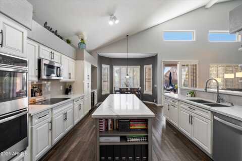 4569 E LARIAT Lane, Phoenix, AZ 85050