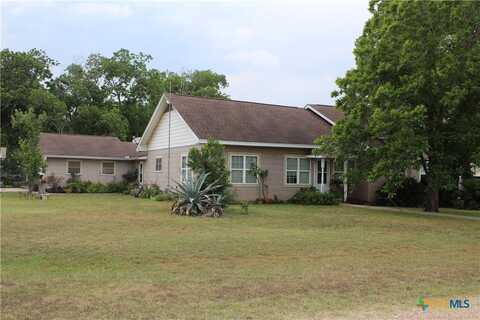 302 E 5th, Nordheim, TX 78141