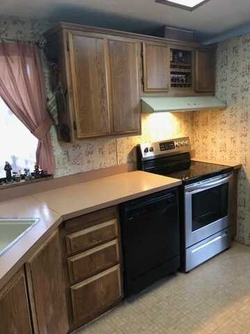 3250 Fisher Road, Roseburg, OR 97471