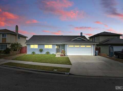 721 Helena Court, Oxnard, CA 93033
