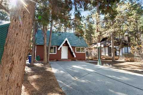 400 Shakespeare Lane, Big Bear City, CA 92314