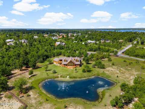 9500 Indian Bluff Road, Youngstown, FL 32466