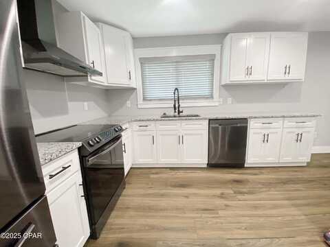 3035 Jenks Avenue, Panama City, FL 32405