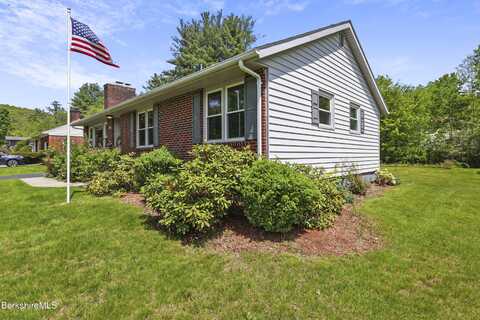 24 Rose Ter, Pittsfield, MA 01201