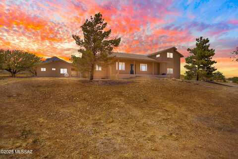 6596 E Renegade Trail, Hereford, AZ 85615