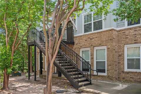 1725 Harvey Mitchell #121, College Station, TX 77840