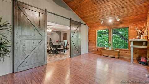 5 Hallie Lane, Kaiser, MO 65047
