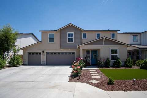 2540 S Spruce Street, Visalia, CA 93292