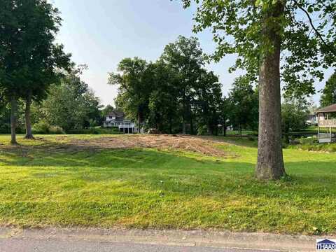 Golfbag Lane, Terre Haute, IN 47802