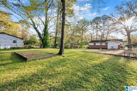 104 HARDY ROAD, HUEYTOWN, AL 35023