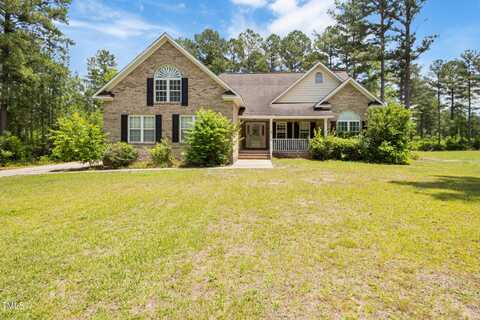 912 Lewis Street, Raeford, NC 28376