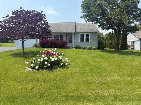 77 Bay Heights Circle, Geneva, NY 14456