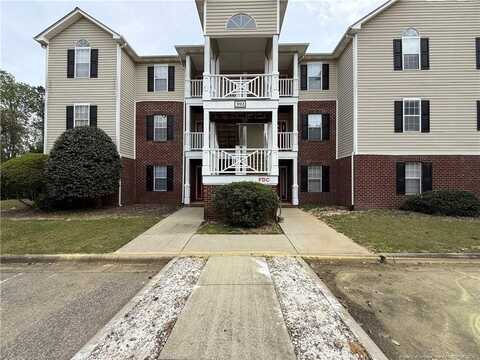 392 Bubble Creek Court, Fayetteville, NC 28311