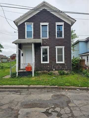 16 Barnes Avenue, Utica, NY 13502