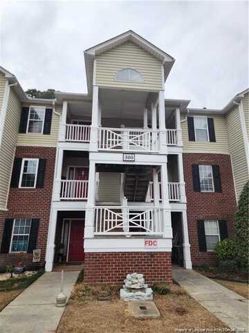300 Bubble Creek Court, Fayetteville, NC 28311