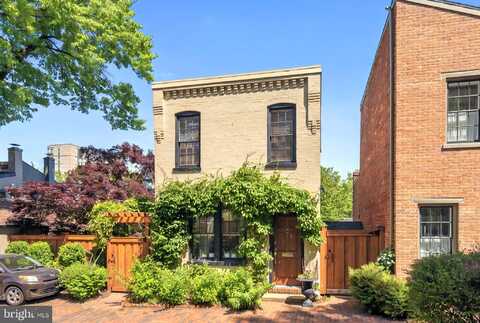 125 S DUKE STREET, LANCASTER, PA 17602