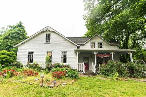 74 Church Street, Gilbert, AR 72636