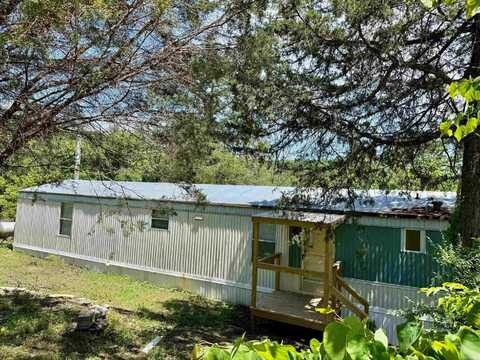 103 Prospect St, Norfork, AR 73658