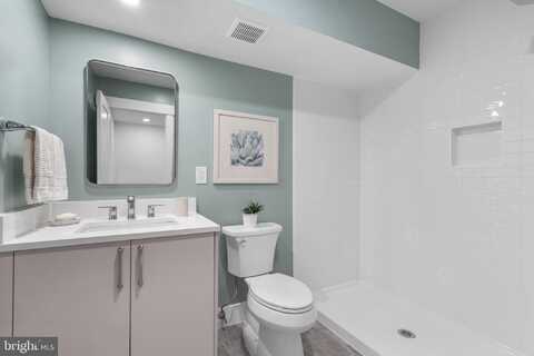 5900 35TH STREET N, ARLINGTON, VA 22207