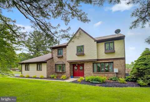 575 MILLCROSS ROAD, LANCASTER, PA 17601