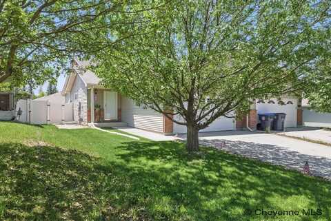 4423 CHARLES ST, Cheyenne, WY 82001