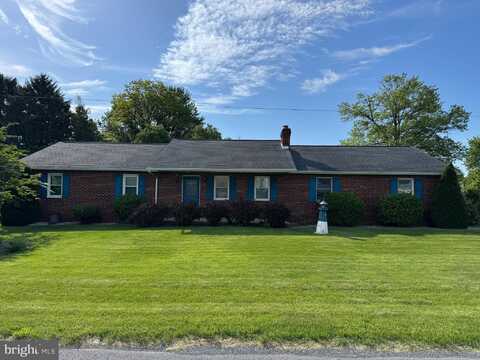 6336 MOLLY PITCHER HIGHWAY, SHIPPENSBURG, PA 17257