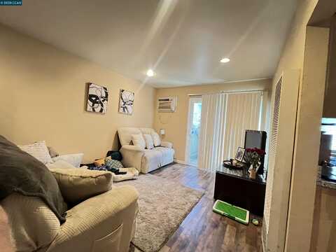 1133 Meadow Ln, Concord, CA 94520