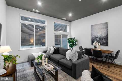 525 N 41ST STREET, PHILADELPHIA, PA 19104