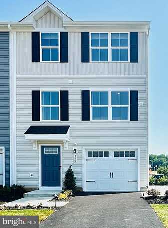 380 HAMILTON LANE, COATESVILLE, PA 19320