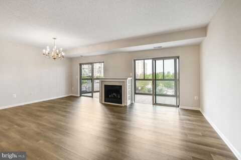 19375 CYPRESS RIDGE TERRACE, LEESBURG, VA 20176