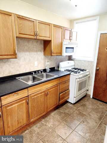 4650 N TORRESDALE AVENUE, PHILADELPHIA, PA 19124