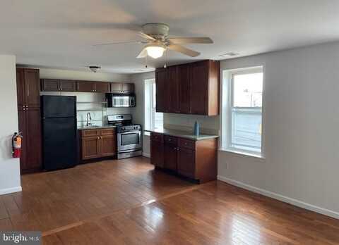 2154 RIDGE AVENUE, PHILADELPHIA, PA 19121