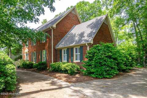 817 Lord Granville Drive, Morehead City, NC 28557