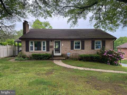 402 W SUMMIT STREET, MOHNTON, PA 19540