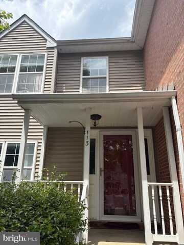 113 BLACKFRIARS CIRCLE, DOYLESTOWN, PA 18901