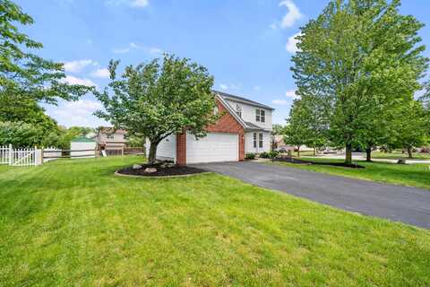1970 Twin Flower Circle, Grove City, OH 43123