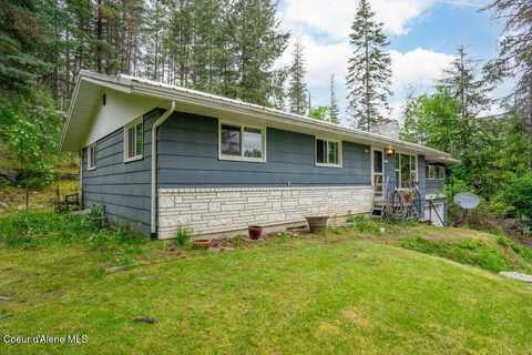 204 Sunrise Dr, Pinehurst, ID 83850