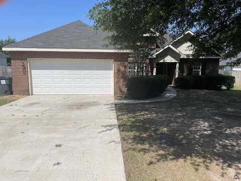 302 Myles Lane, Bonaire, GA 31005