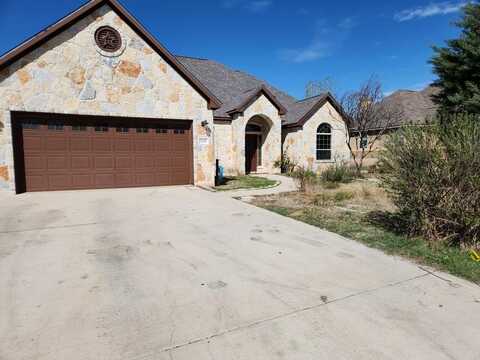 1206 Kyle St, Fredericksburg, TX 78624