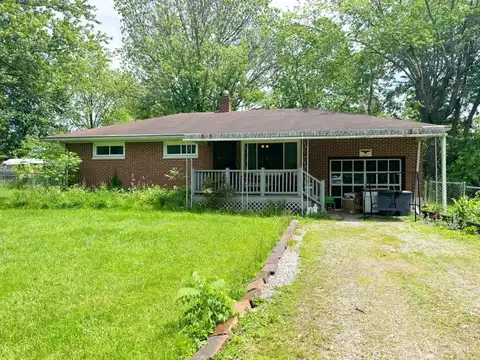 812 Center Street, Blanchester, OH 45107