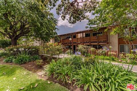 3719 Country Club Dr, Long Beach, CA 90807