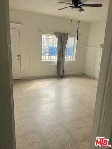 5305 S Hoover St, Los Angeles, CA 90037