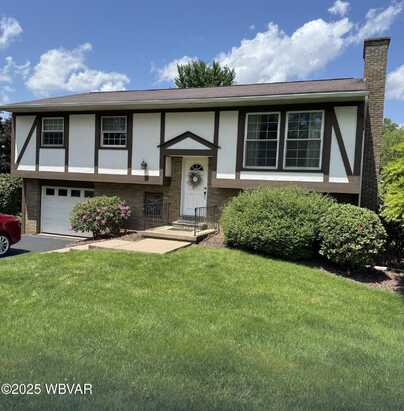 301 CHARLES ROAD, Muncy, PA 17756