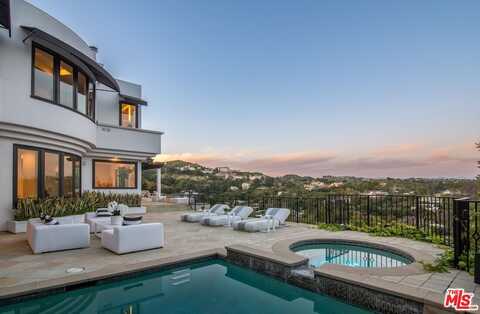 930 N Tigertail Rd, Los Angeles, CA 90049