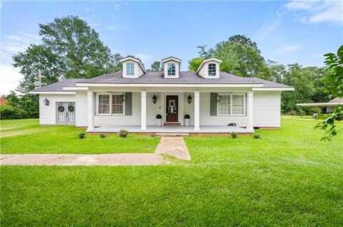 1131 CADDO Street, Montgomery, LA 71454