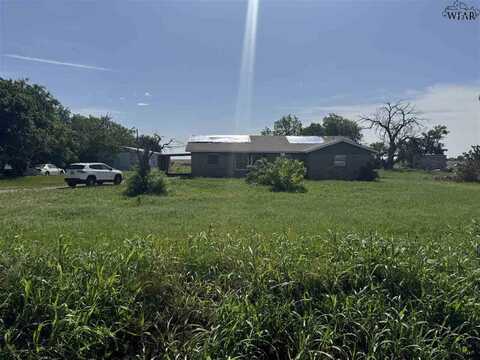 5536 STATE HIGHWAY 25, Electra, TX 76360